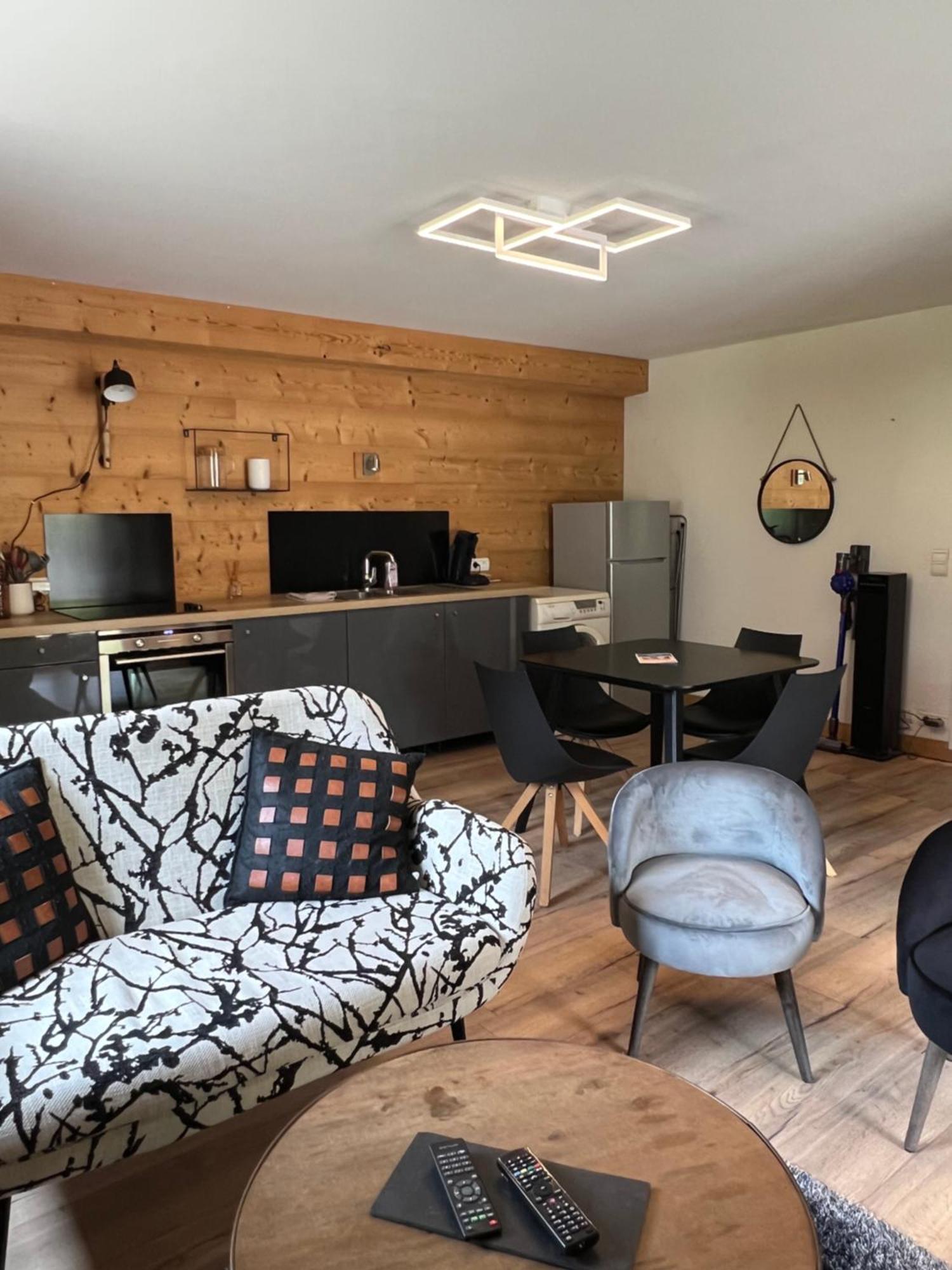 Neuf Chalet 4P Le Suet Jacuzzi Privatif Entremont Eksteriør billede